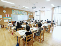 Photo_p298_施工例_四天王寺学園小学校