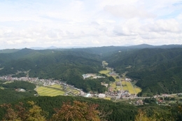 Forest_photo_ふるどの_町全景_1